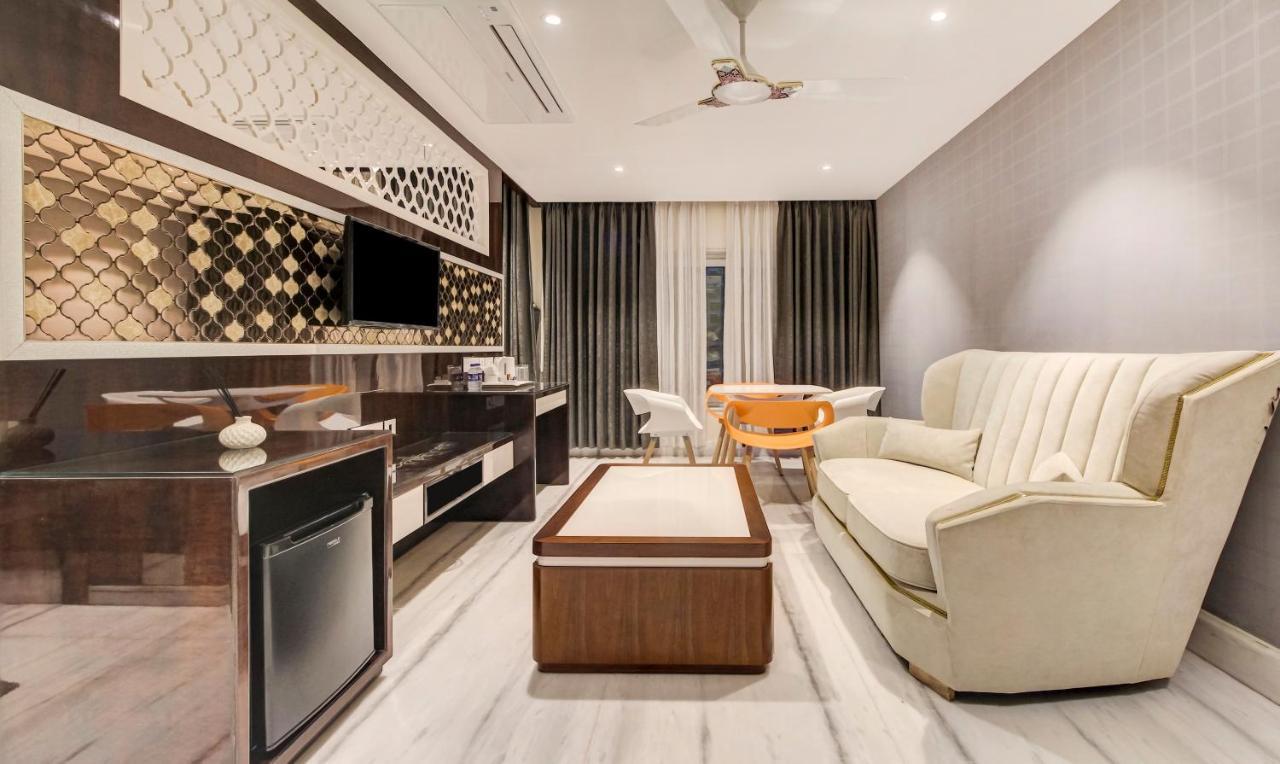 Hotel Treebo Premium Tahoora International Calcutta  Esterno foto